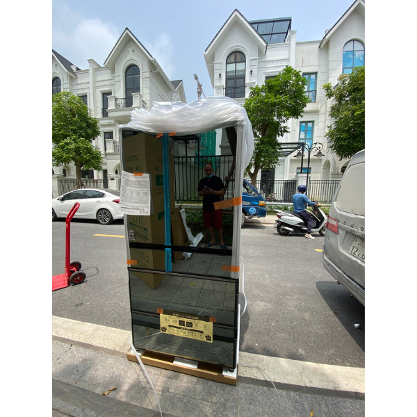 Tủ lạnh Hitachi R-WX74K 735L cao cấp, có ngăn hút chân không