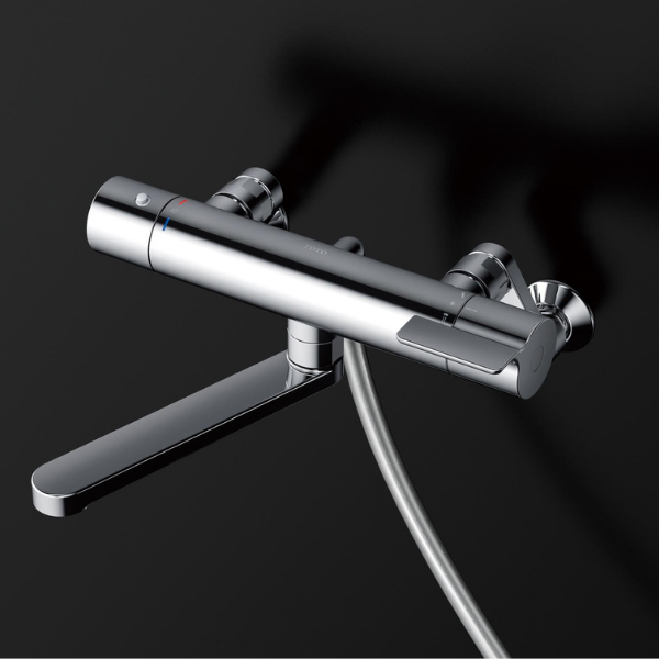 Sen tắm TOTO TBV03404J tay sen mạ Niken chrome có ngắt nước
