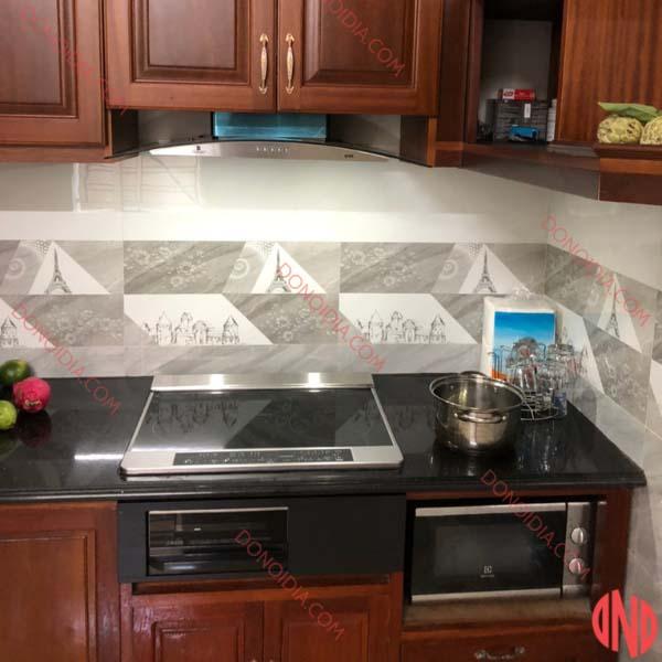 Nắp chắn dầu bếp từ 60 cm