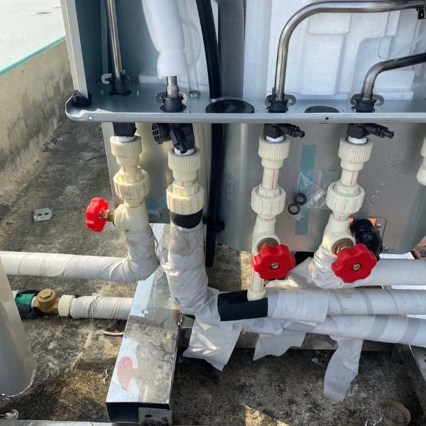 Máy nước nóng trung tâm Daikin EQN37XV dung tích 370L