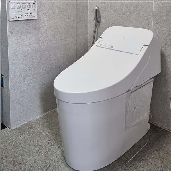 Bồn cầu một khối TOTO CES9435 tự động