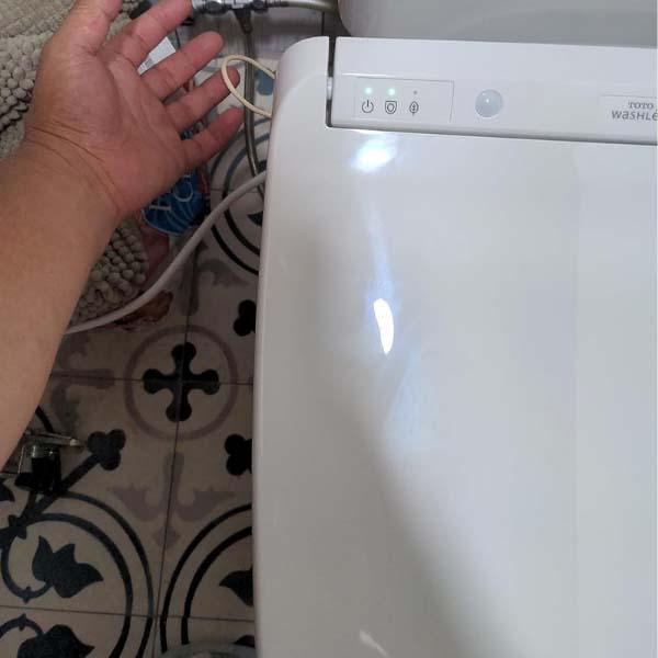 Nắp bệt TOTO TCF8GM24 sưởi ấm chỗ ngồi 2023