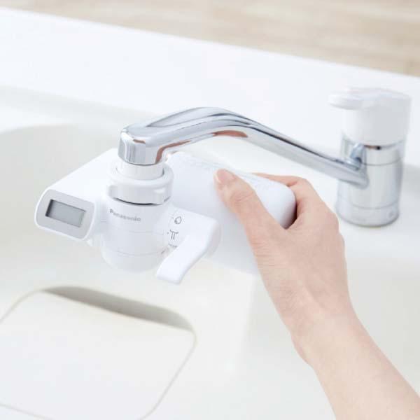 Máy lọc nước tại vòi Panasonic TK-CJ600-ZVN có màn hình hiển thị