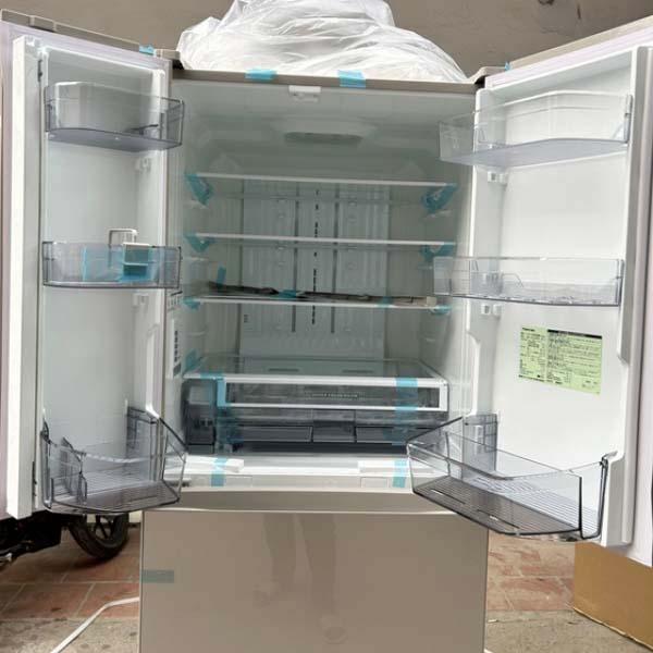 Tủ lạnh Toshiba GR-V600FH dung tích 600L