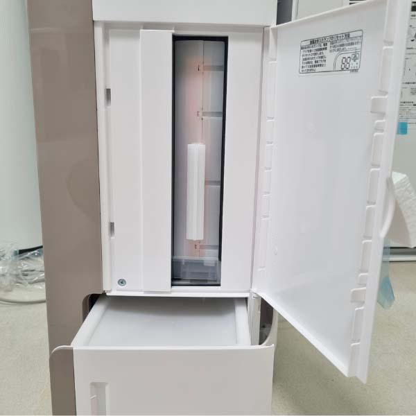 Máy lọc không khí Hitachi EP-HG50 lọc 41m2 mặt kính cảm ứng